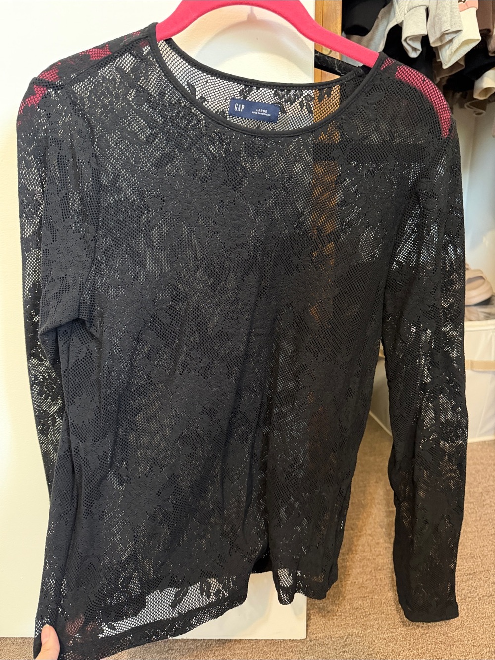 GAP Black Floral Lace Long-Sleeve Tee